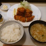 たつみ亭 - ミックスかつ定食