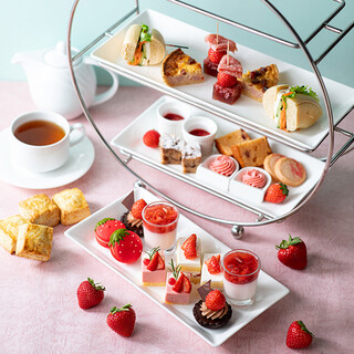 3段スタンドの贅沢アフタヌーンティー