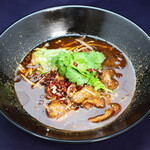 クリスタルジェイド六本木 - 