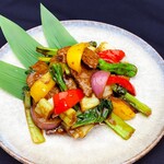 クリスタルジェイド六本木 - 