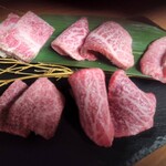 炭火焼肉 たくみ - 