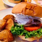 ヴィレッジ ヴァンガード ダイナー - ハンバーガー1,390円