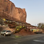 Goulding's Lodge & Campground - 朝のグールディングスロッジ