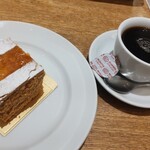 ア コテ ドゥ テ - 