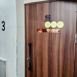 SEABIRD COLONY - この入口前でやっと百名店オーラが（笑）