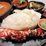 SEABIRD COLONY 銀座本店 - ライスまでいい表情でしょ？チウラをまぶした副菜スナック（何て言ったっけ）もナイス！