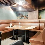 SEABIRD COLONY - コチラが最大人数テーブル席かな？