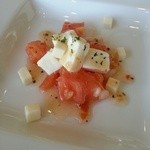 レストラン アバンティ - アークランチのトマトとチーズのサラダ