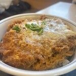 かつや - 料理写真:カツ丼(竹) ロースカツ120g