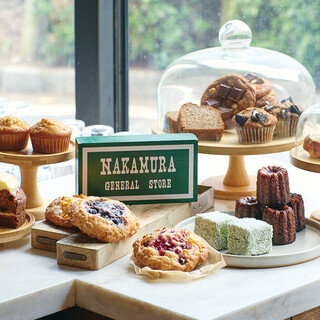 ランチ・ティータイムにもぴったりのベイクとコーヒー