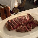 AKARENGA STEAK HOUSE - 