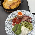 MAISON CLASSIC SALON - 