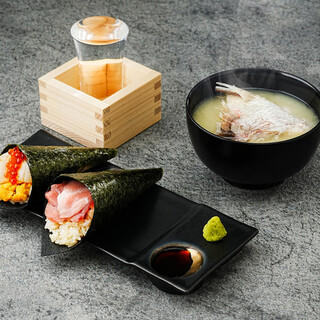 本マグロの3種の部位が味わえる手巻きは、単品でもセットでも◎