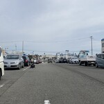 垂水漁港食堂 - 駐車場