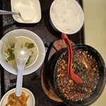 本格四川料理 麻辣先生 - 