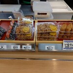 麺乃庄 つるまる饂飩 - メニュー④(陳列棚)