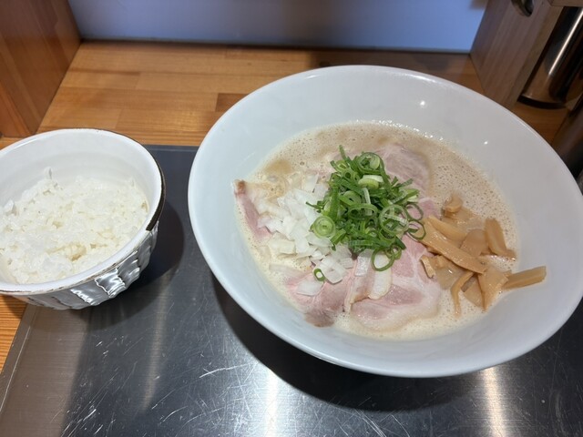 鶏之諺 （TORI NO KOTOWAZA） - 大阪梅田（阪急）/ラーメン | 食べログ