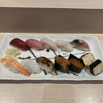 北澤倶楽部 - 握り寿司極にタコを足しました