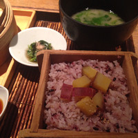 やさい家めい 表参道ヒルズ本家 - ご飯とお味噌汁