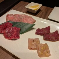 焼肉うしごろ 新宿三丁目店 - 