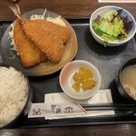 はなの舞 プレナ幕張店 - 日替わりのアジフライ定食900円