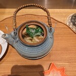 室町 福は内 - 松茸の土瓶蒸し