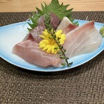 魚料理・もつ鍋  山咲き - 