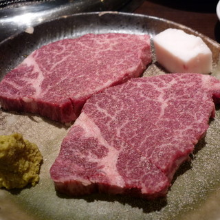 甲子園 牛萬 - 料理写真:☆黒毛和牛フィレ肉のステーキ（≧▽≦）/～♡☆