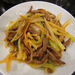 中国料理 神田 桃園 - 牛肉とセロリ炒め