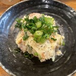 大衆酒場 もつ焼きと肉刺し ぶた横丁 - 