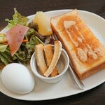 カフェ ド シュシュ - モーニング、ドーン！