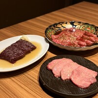 中目黒焼肉 登牛門 - 