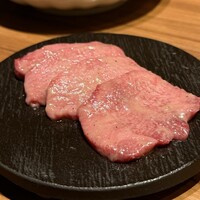中目黒焼肉 登牛門 - 