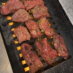 焼肉興隆 - ロース焼き