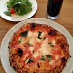 ピッツェリア チッチョ  - 料理写真:マルゲリータ1350円＋Cセット750円