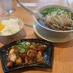 たかばしラーメン - けっこうガッツリ
