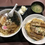石川屋 - ラーメンとカツ丼大盛