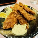 三幸 - サーモンフライ定食