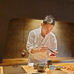 鮨 三心 - 店主の石渕佳隆氏