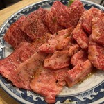 燒肉內臟誠 金澤站前店