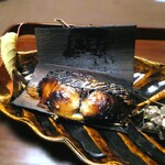 331719056 - 幽庵漬け鰆の杉板焼き
