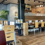 Delicatessen & Cafe ONU - お店の雰囲気