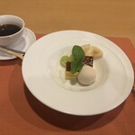 Bistro Fujiyama - デザートとコーヒー