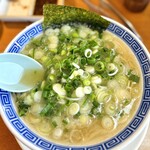 長浜豚骨まるえいラーメン - ネギラーメン！