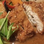 キッチン グリズリー - カツとオリジナルスープです♪