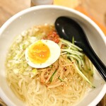 焼肉 ホルモン 明大前肉流通センター - 冷麺は二つ頼んだよ