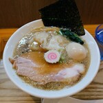 らーめん 心麦 - 料理写真:背脂生姜正油らーめん