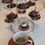 RESTAURANT PRUNIER - 