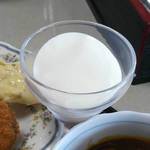 山形屋食堂 - 白熊味のプリンです。(2014年11月）