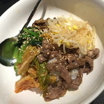 Yakiniku Dainingu Zero - ビビンパランチ（７５０円＋税）サラダ・キムチ・スープ付き。２０１４年１１月